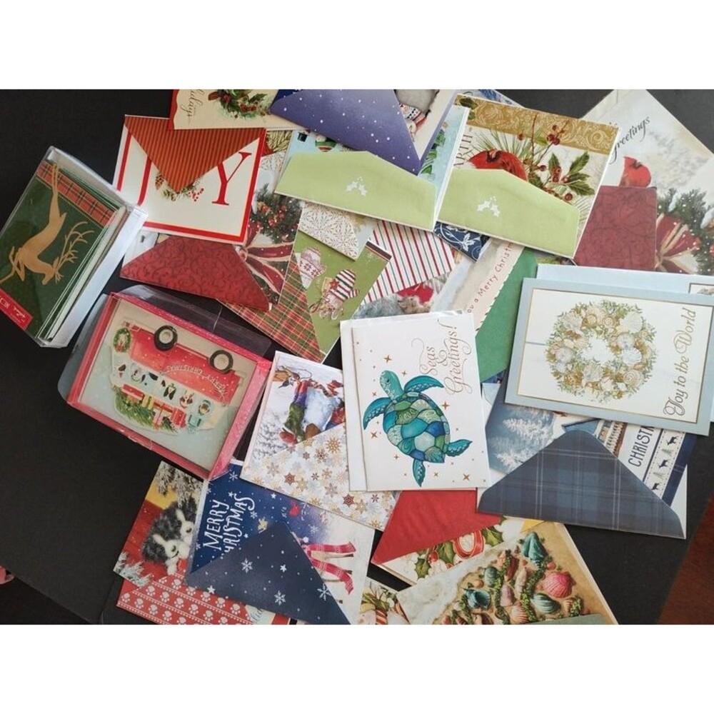 100 pcs Christmas holidays cards and envelopes postcards